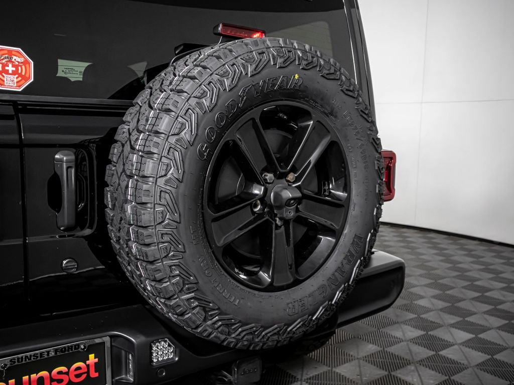 2020 Jeep Wrangler Unlimited Sahara Altitude