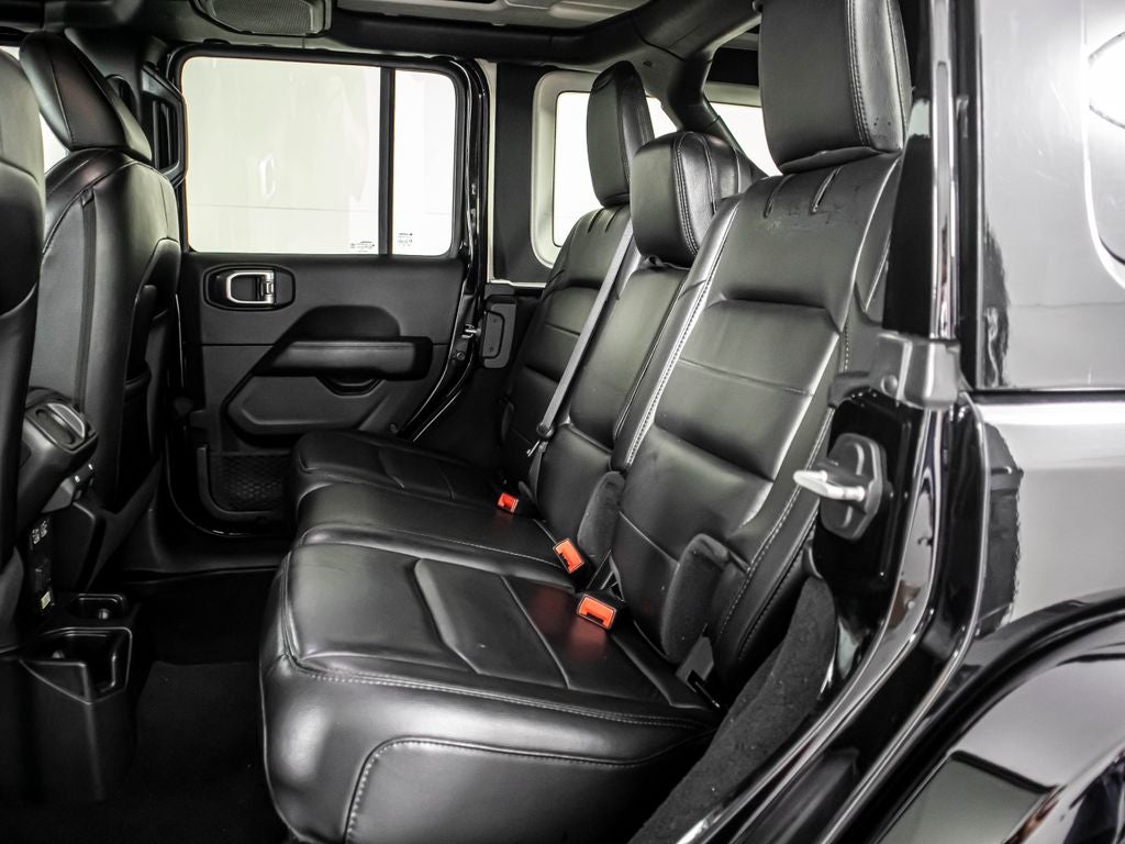 2020 Jeep Wrangler Unlimited Sahara Altitude