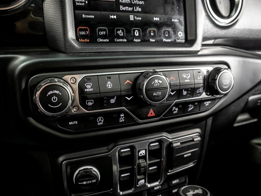 2020 Jeep Wrangler Unlimited Sahara Altitude