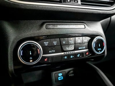 2022 Ford Escape Hybrid SE