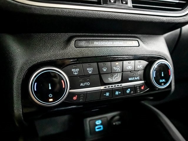 2022 Ford Escape Hybrid SE