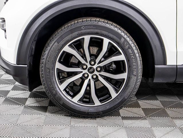 2024 Ford Explorer ST-Line