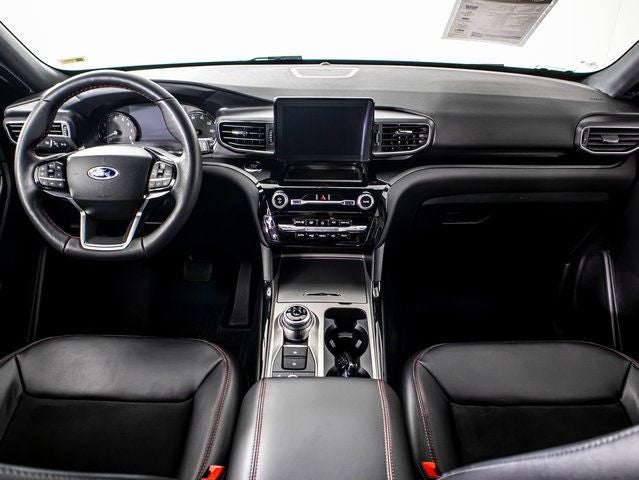 2024 Ford Explorer ST-Line