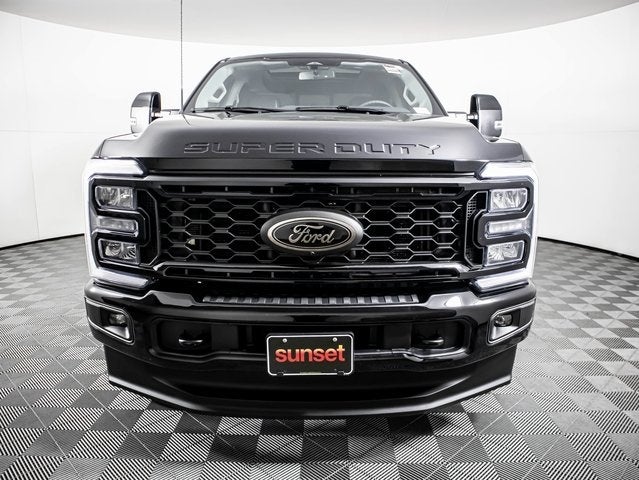 2025 Ford F-350 SD Lariat