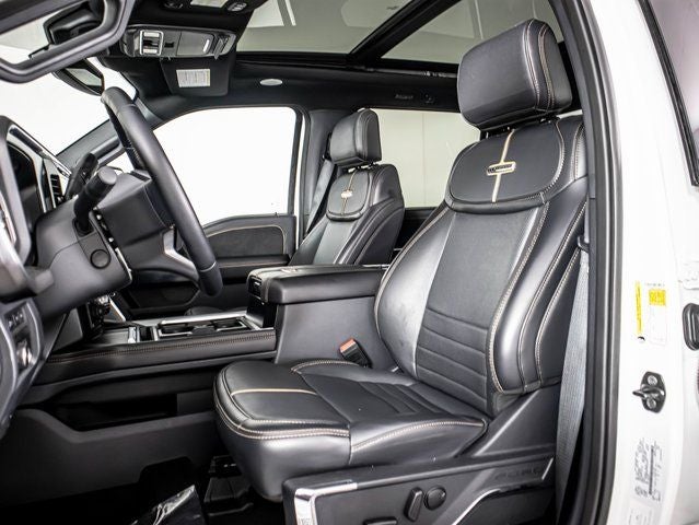 2023 Ford F-350 SD Platinum