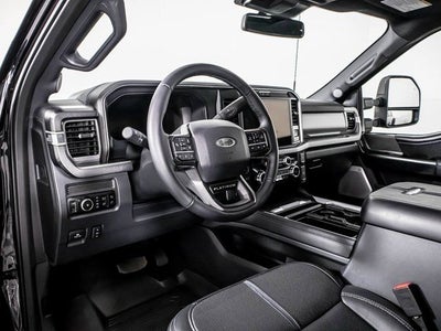 2025 Ford F-350 SD Platinum