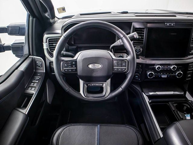 2025 Ford F-350 SD Platinum