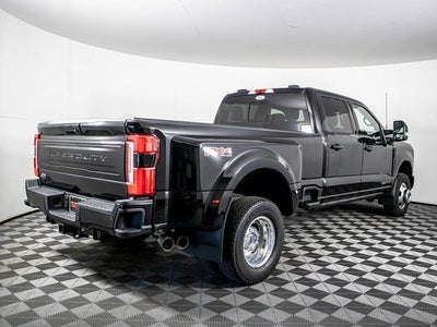 2025 Ford F-350 SD Platinum