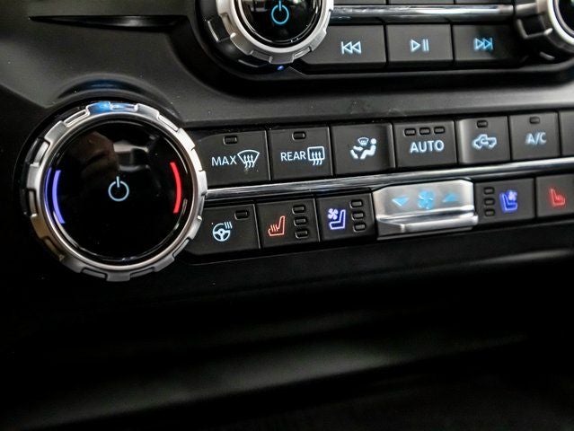 2025 Ford F-350 SD Platinum