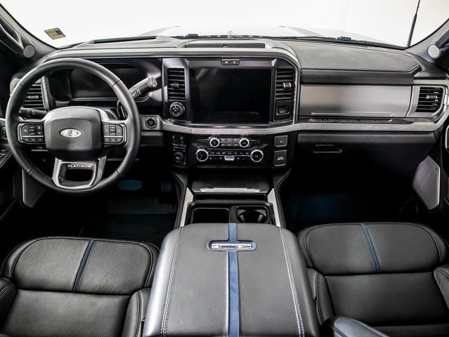 2025 Ford F-350 SD Platinum