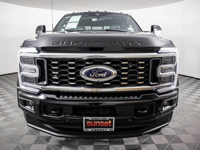 2025 Ford F-450 SD Platinum