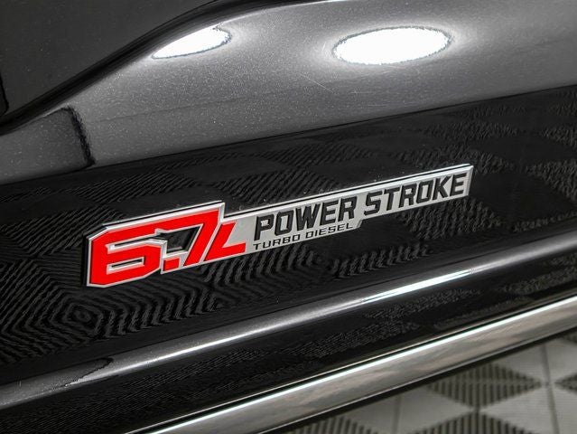 2025 Ford F-450 SD Platinum