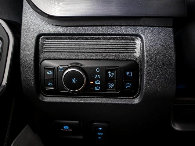 2025 Ford F-450 SD Platinum