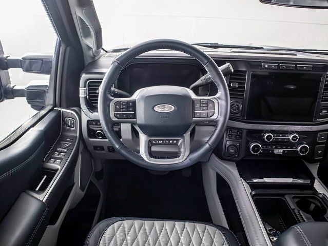 2023 Ford F-450 SD Limited DRW