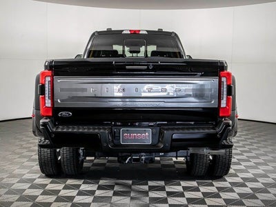 2023 Ford F-450 SD Limited DRW