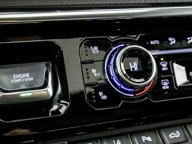 2025 GMC Sierra 3500HD Denali