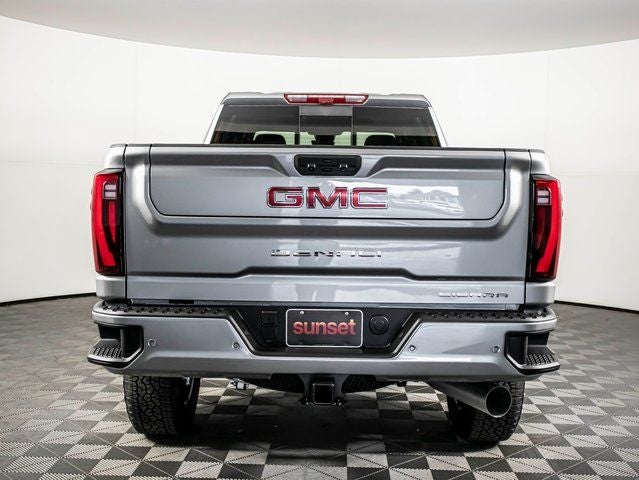 2025 GMC Sierra 3500HD Denali