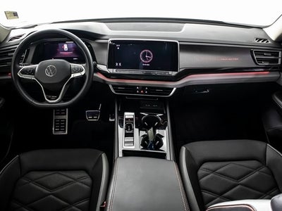 2024 Volkswagen Atlas 2.0T Peak Edition SE w/Technology