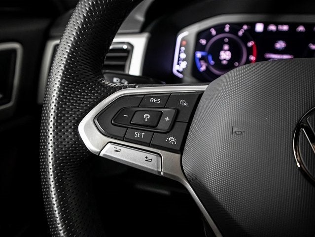 2023 Volkswagen Atlas Cross Sport 3.6L V6 SEL Premium R-Line