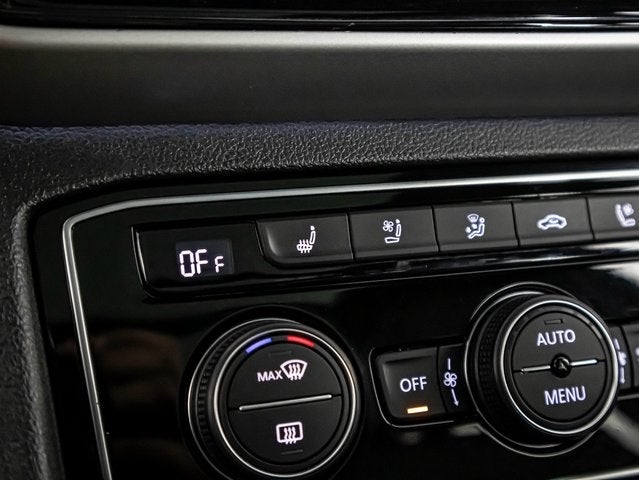 2023 Volkswagen Atlas Cross Sport 3.6L V6 SEL Premium R-Line