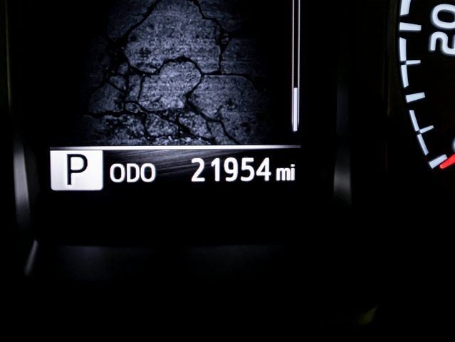 2021 Toyota Tacoma SR V6