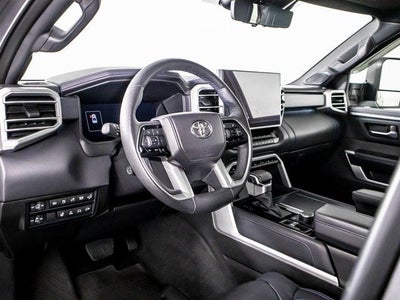 2025 Toyota Tundra Hybrid Platinum