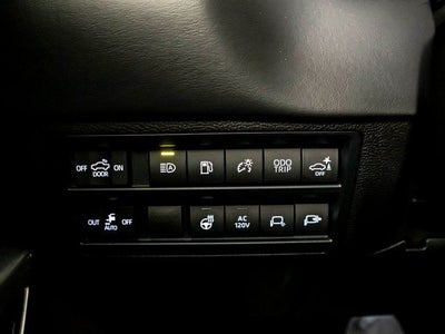 2025 Toyota Tundra Hybrid Platinum