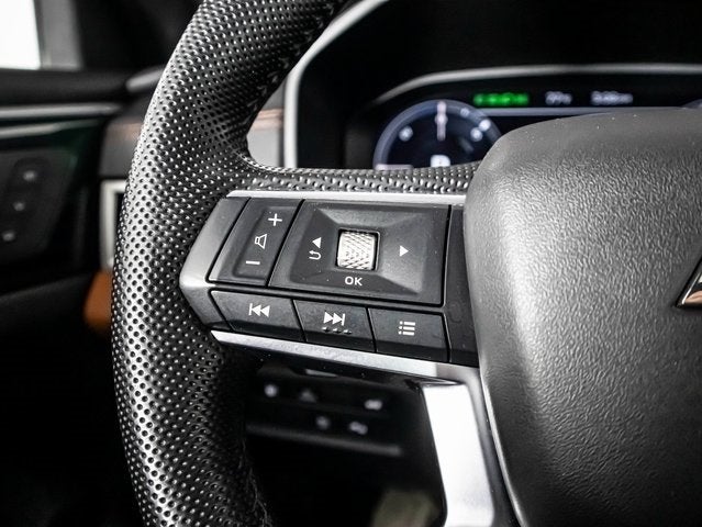 2023 Mitsubishi Outlander PHEV 40th Anniversary