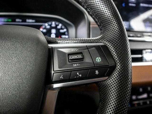 2023 Mitsubishi Outlander PHEV 40th Anniversary