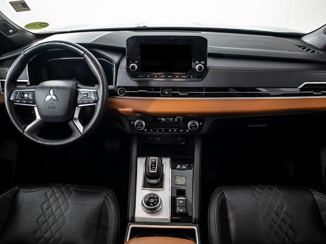 2023 Mitsubishi Outlander PHEV 40th Anniversary