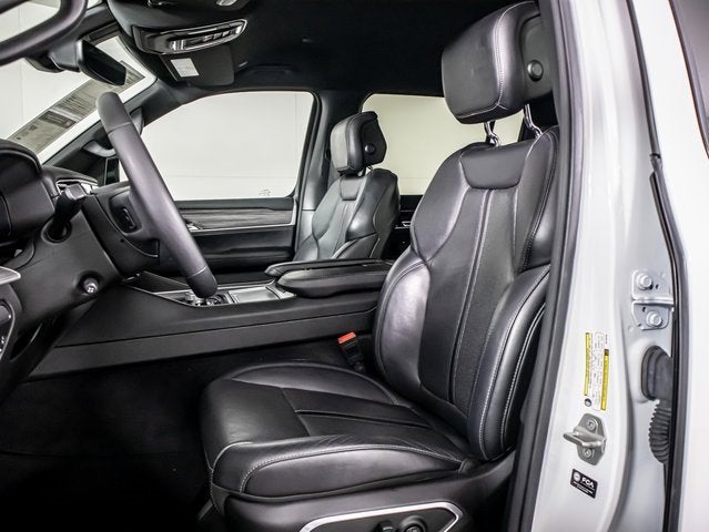 2024 Jeep Wagoneer L Series III