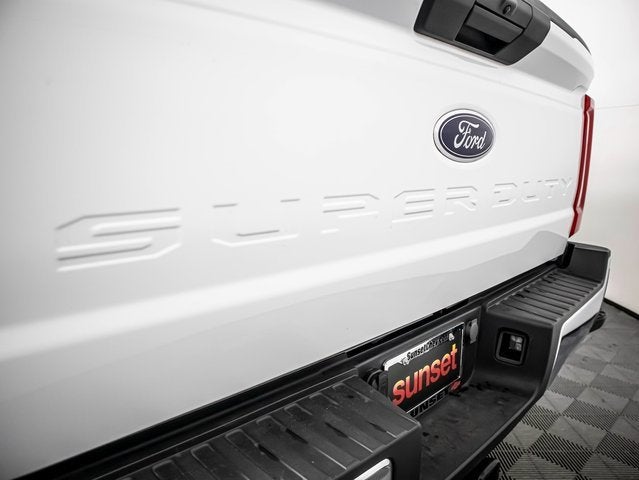 2024 Ford Super Duty F-350 DRW XL
