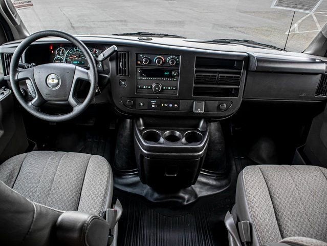 2023 Chevrolet Express Passenger 3500 1LS