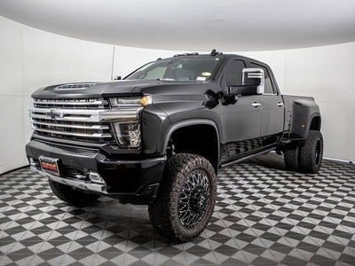 2022 Chevrolet Silverado 3500 HD High Country DRW