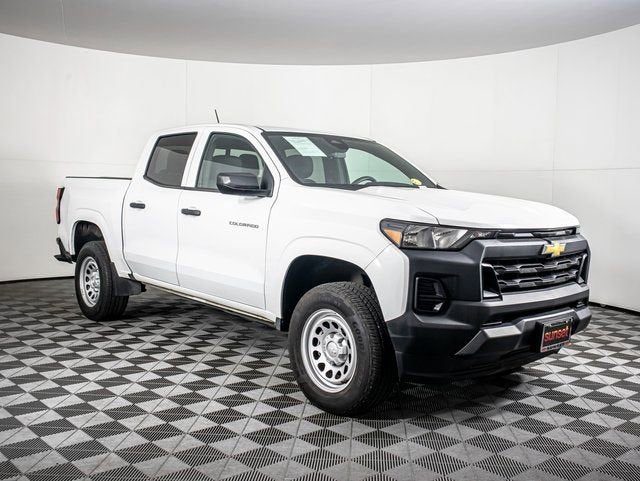 2024 Chevrolet Colorado WT