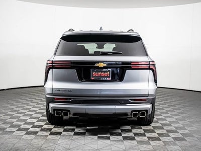 2025 Chevrolet Traverse LT