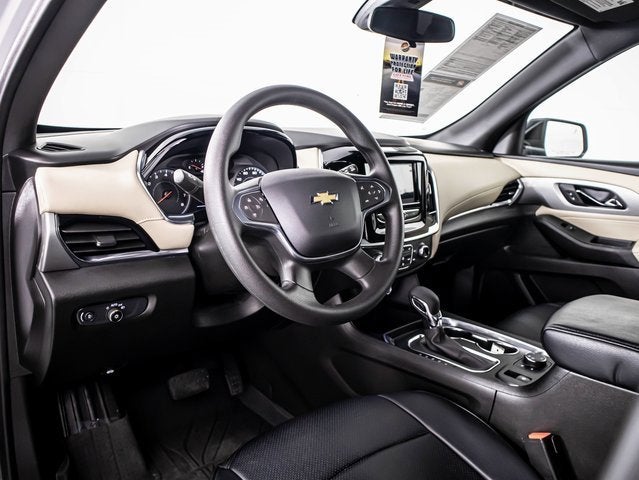 2022 Chevrolet Traverse LS