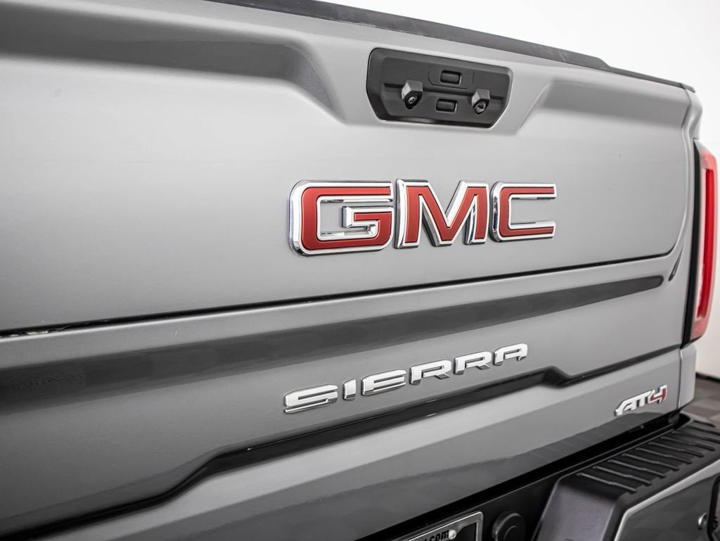 2025 GMC Sierra 1500 AT4