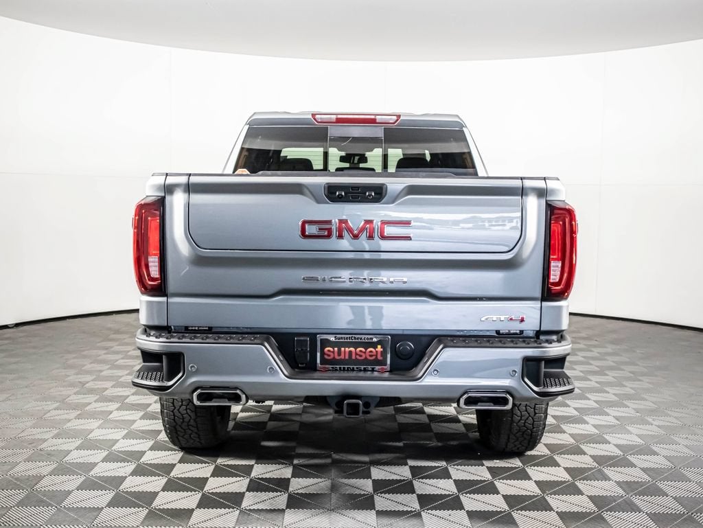 2025 GMC Sierra 1500 AT4