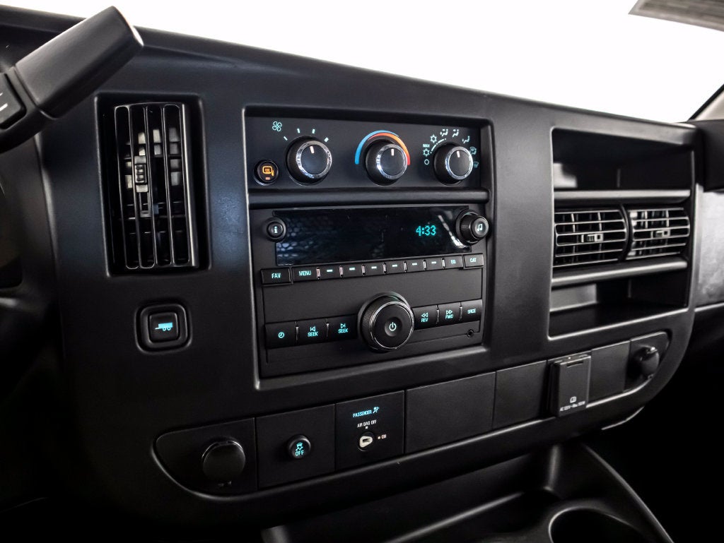 2025 GMC Savana Cargo Work Van