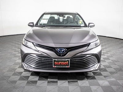 2020 Toyota Camry Hybrid XLE