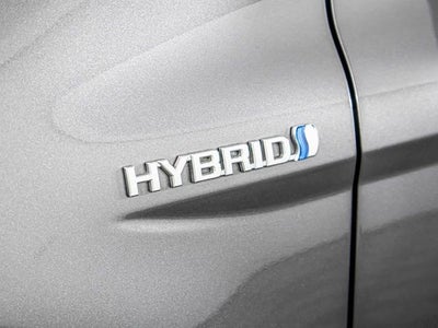 2020 Toyota Camry Hybrid XLE