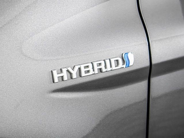 2020 Toyota Camry Hybrid XLE