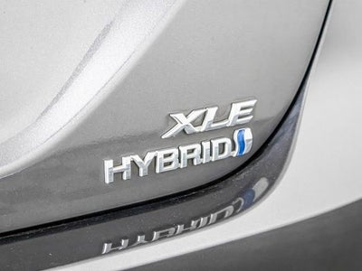 2020 Toyota Camry Hybrid XLE