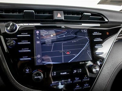 2020 Toyota Camry Hybrid XLE