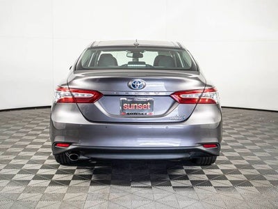 2020 Toyota Camry Hybrid XLE