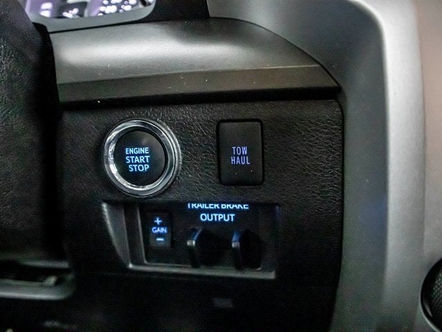 2021 Toyota Tundra 4WD SR5