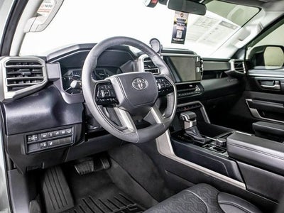 2024 Toyota Tundra 4WD SR5