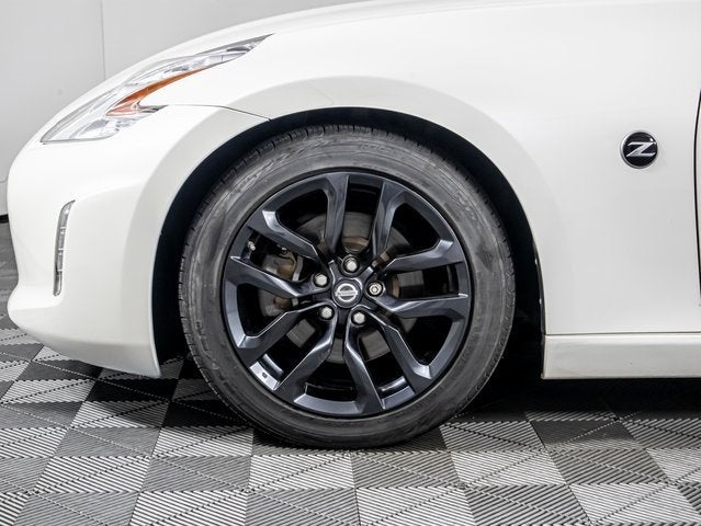2017 Nissan 370Z 2DR CPE MT