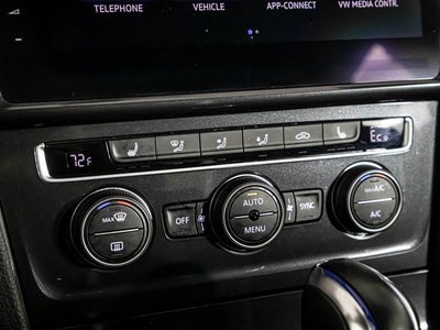 2018 Volkswagen e-Golf SEL Premium